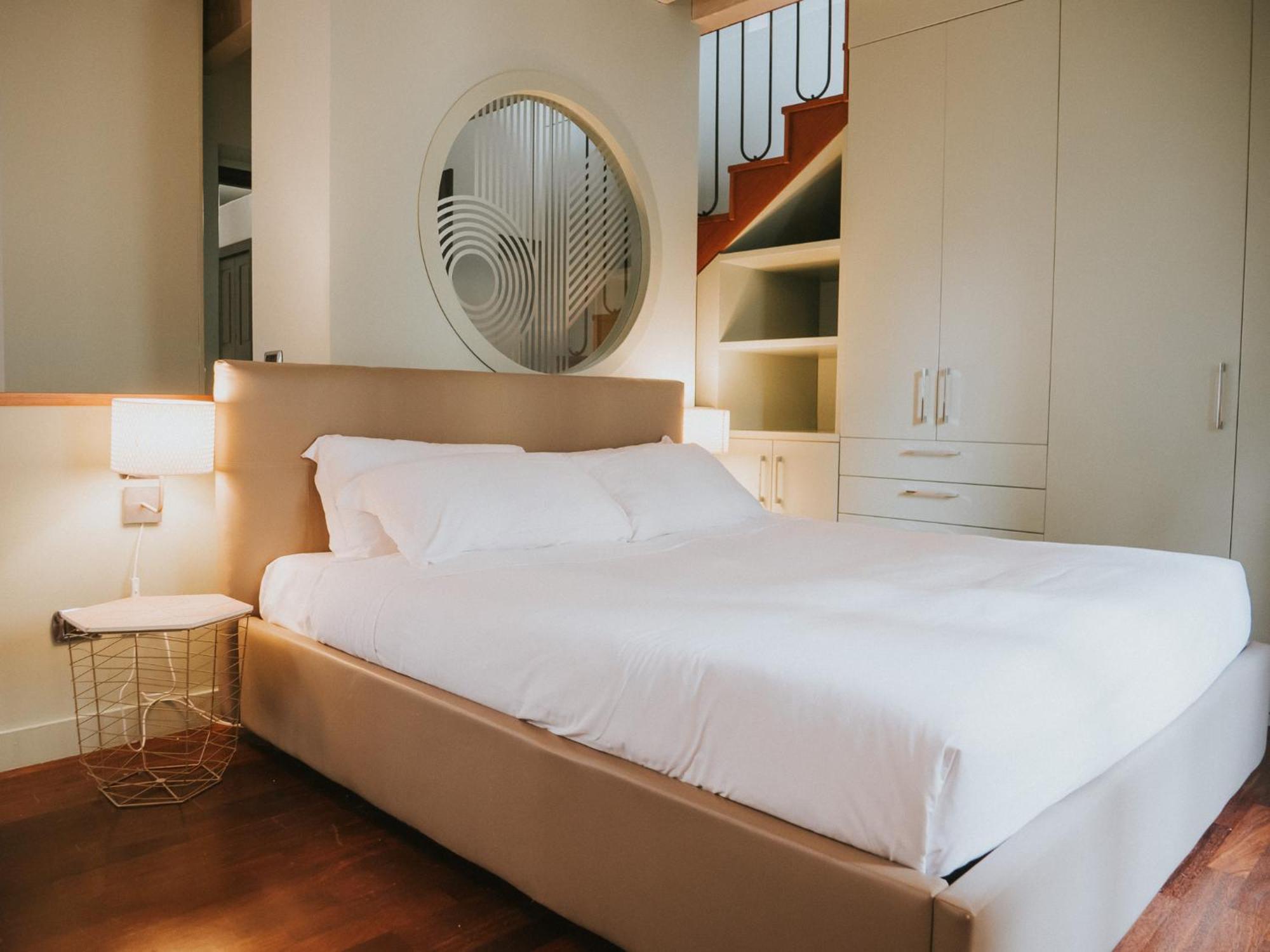 Prestige Boutique Homes - San Babila Milan Bagian luar foto